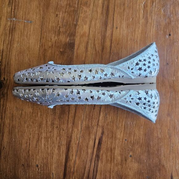 Jimmy Choo Metallic Silver Leather Flats Star Laser Cutout Napa Ballet EU 37.5 - Picture 8 of 8